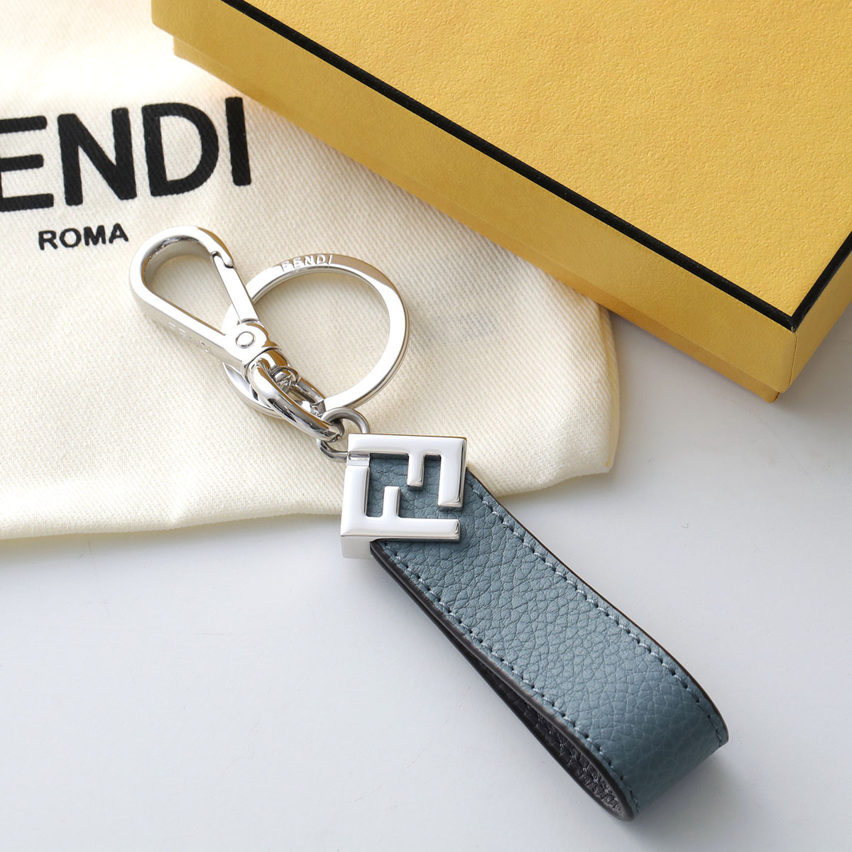 楽天市場】FENDI フェンディ FENDI Graphy Key Holder グラフィ 楽天市場】FENDI フェンディ FENDI Graphy Key Holder グラフィ