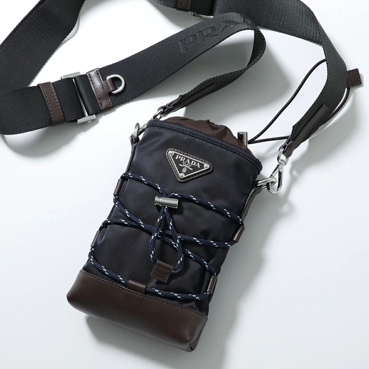 PRADA プラダ スマートフォンケース SPEEDROCK スピードロック 2ZT079 2HE1 メンズ Re-Nylon リナイロン レザー スマホケース ポシェット トライアングルロゴ 鞄 F0008/BLEU｜インポートセレクトmusee