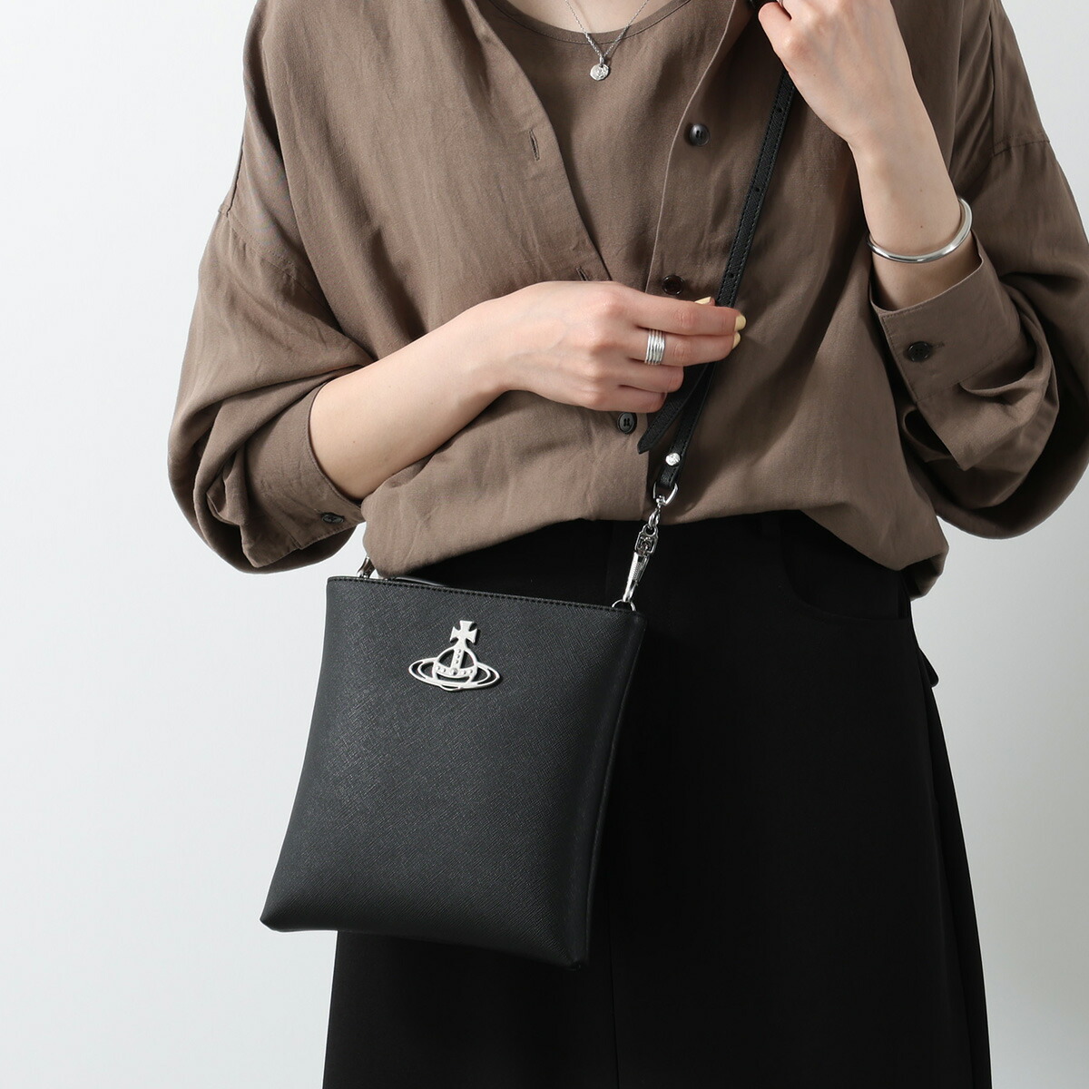 Vivienne Westwood ヴィヴィアンウエストウッド ショルダーバッグ SQUIRE SQUARE 4304007NU S000B レディース ヴィーガンレザー 鞄 N401/BLACK|インポートセレクトmusee