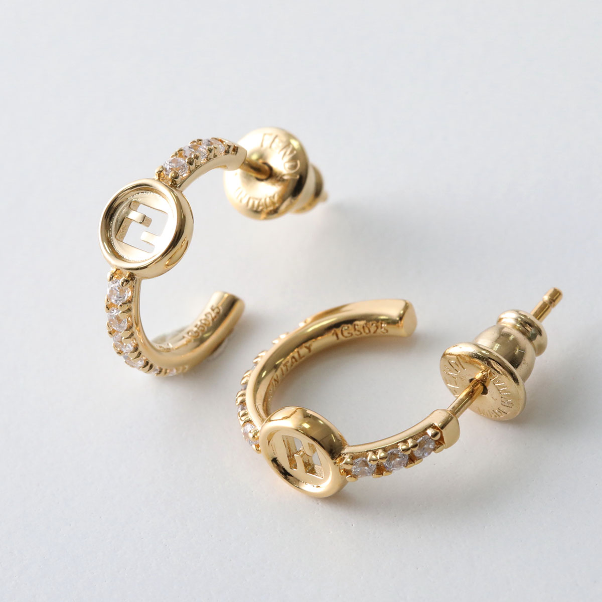 FENDI フェンディ フープピアス EVER ROUND エバーラウンド 8AL326 ATEP レディース クリスタル装飾 ラージ アクセサリー F089U/SOFT-GOLD+CRYSTAL 8AL326ATEPF089U｜インポートセレクトmusee