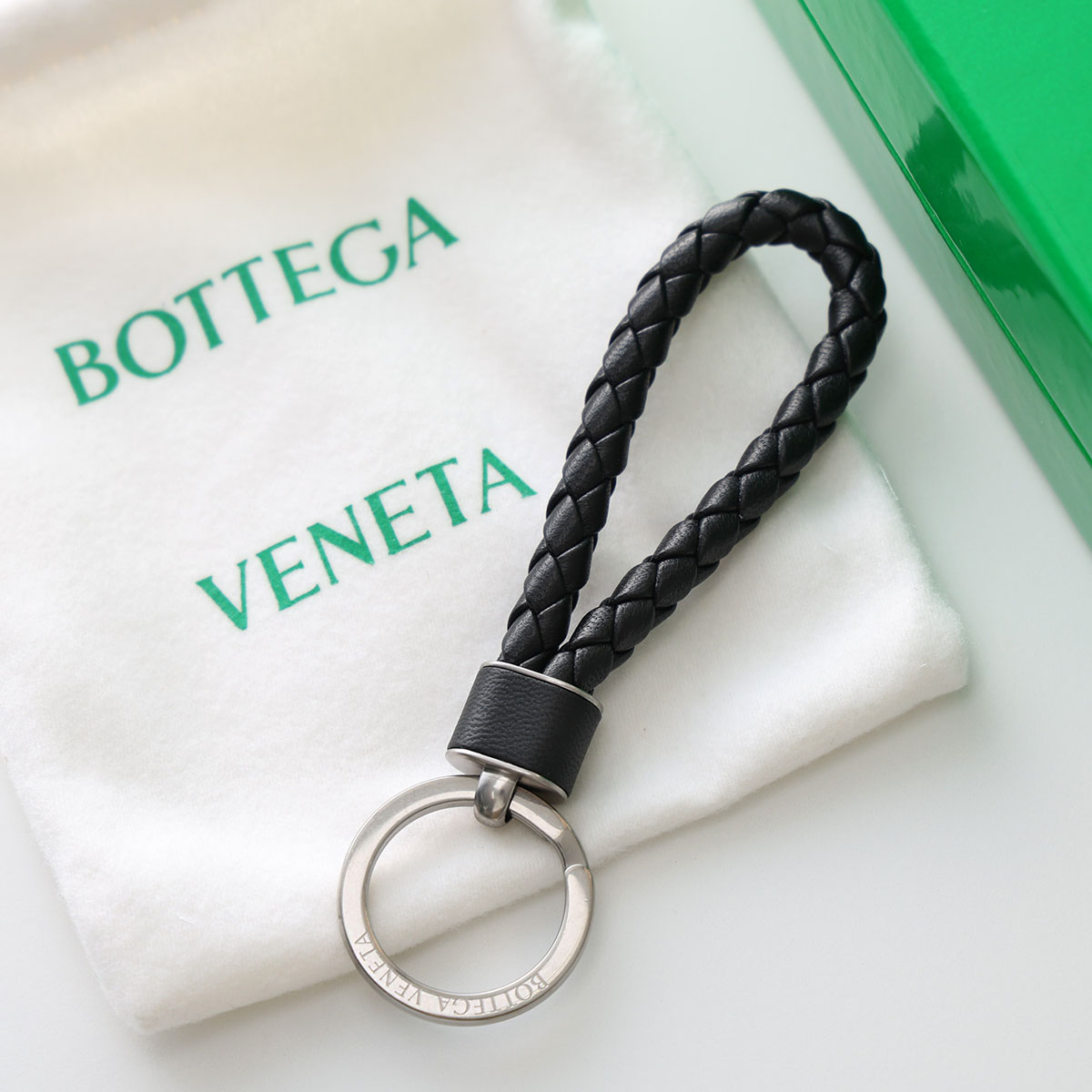BOTTEGA VENETA ボッテガヴェネタ キーリング 709727 VMAY1 レディース イントレチャート レザー キーホルダー バッグチャーム 8803 709727VMAY18803【dc_kikaku】|インポートセレクトmusee