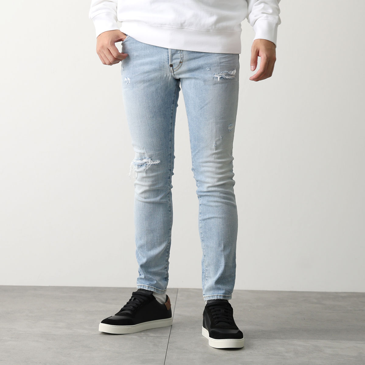 DSQUARED2 ディースクエアード ジーンズ Skater Jean スケーター S74LB1966 S30664 メンズ Super Bleached ウォッシュ デニムパンツ ダメージ加工 470｜インポートセレクトmusee