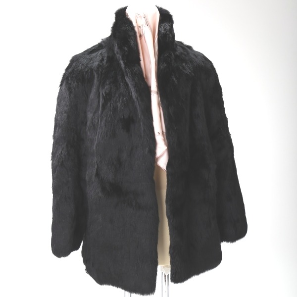 楽天市場】【中古】美品▽ストーンマーティン 裏地ロゴ柄 本毛皮コート