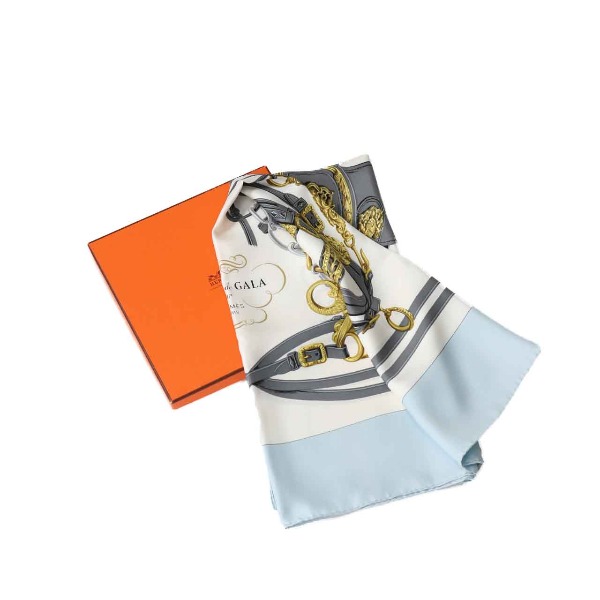 エルメス　レ・キャトルセゾン　四季　スカーフ 楽天市場】HERMES エルメス スカーフ カレ 90 シルク100% 『LES