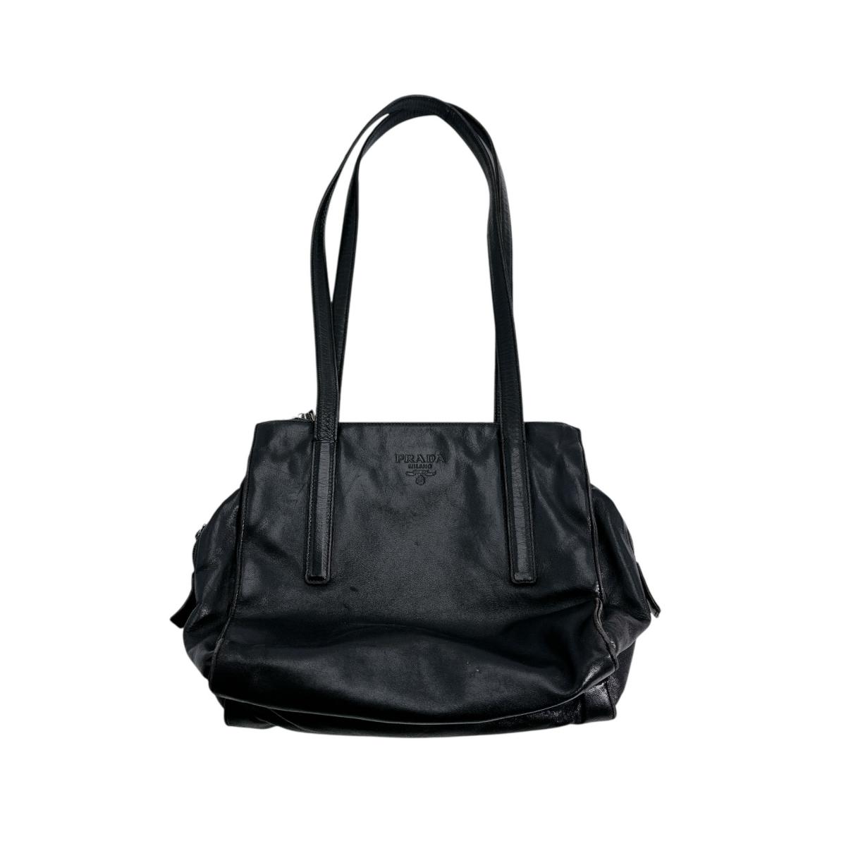 【新品同様】プラダ ハンドバッグ 2way メタルロゴ ナイロン レザー ネロ 美品✨プラダ ショルダーバッグ 2way ギャザー メタルロゴ