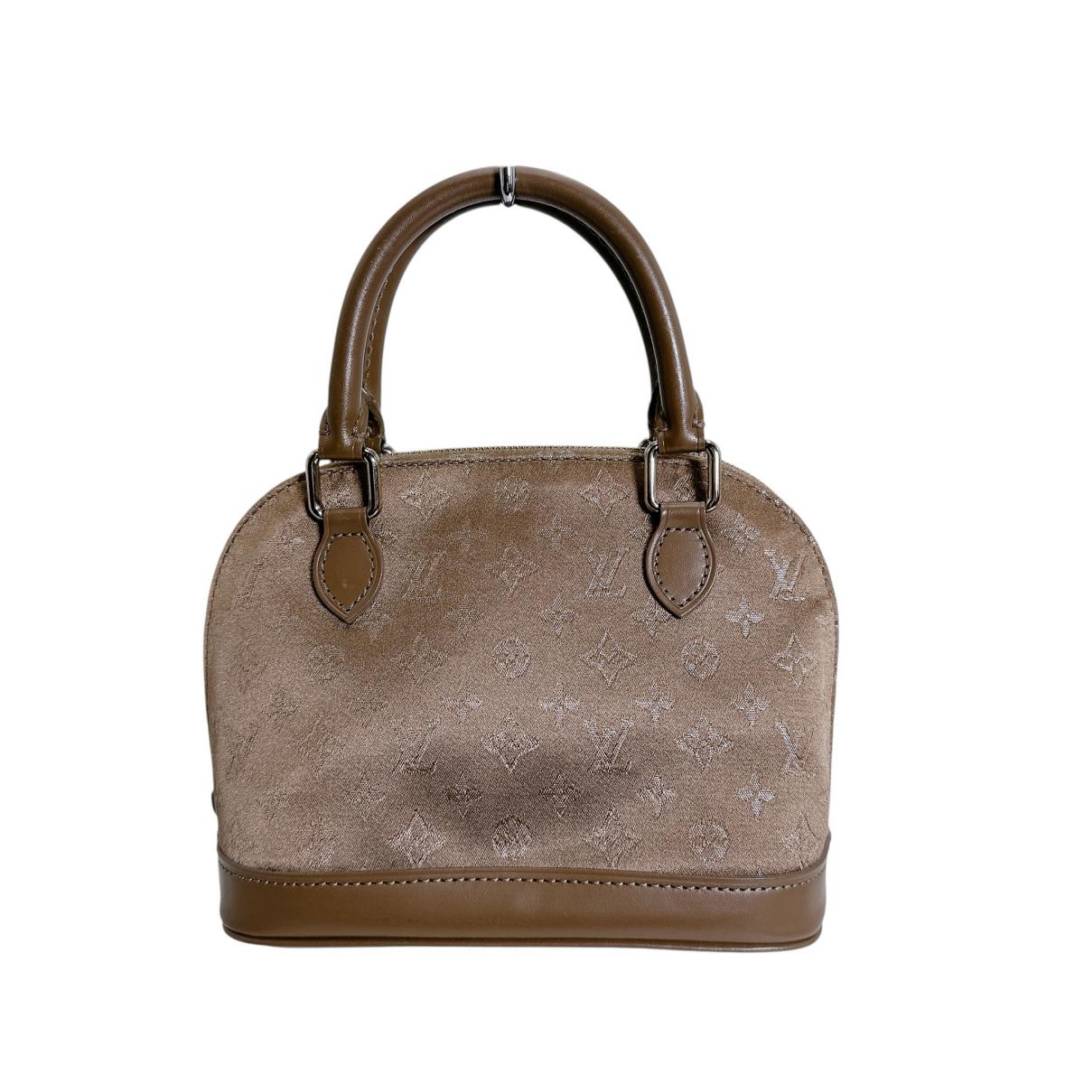 ルイヴィトン LOUIS VUITTON 合切袋 付属物合切袋 モノグラム リトルアルマ モノグラム繻子 M92147 ベージュ LV 【SS】 【中古】