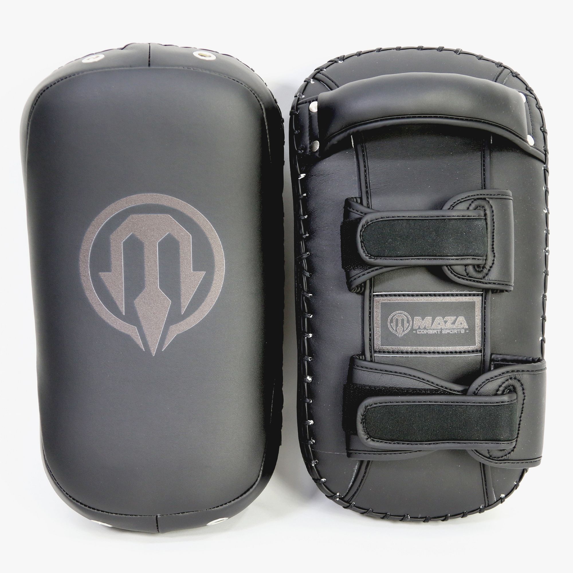 MAZA［マザ］ KURO-1 蹴りつけるグローヴ（有りの実）（黒/黒）／ Kick Pads (Pair) - Black/Black／ 蹴りつけるパッド MMA 組み入れる格闘技 運動競技 ボクシング 蹴りつける ブラジリアン柔術 ムエタイ 形づくる グローヴ  蹴り 殴ること スパーリング 訓練を受ける
