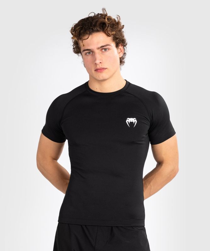 VENUM [ヴェヌム] 半袖 混雑時かばい立て コンテンダー（黒/白）／ Contender Rashguards Short Sleeves - Black/White ／形づくる御召しもの 訓練を受ける着 撥水ティーシャツ 吸水ティーシャツ 吸汗 コンプレッションシャツ トップス メンズ レディース 遊撃手