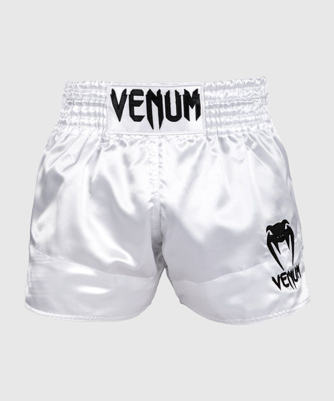 VENUM [ヴェヌム]　ムエタイショーツ　Classic - クラシック（白/黒） ／ Muay Thai Shorts - White/Black ／キック パンツ キックボクシング ムエタイ パンツ 総合格闘技 ボクシング キックボクシング ブラジリアン柔術 MMA UFC ヴェノム ヴェナム ベノム ベナム べヌム