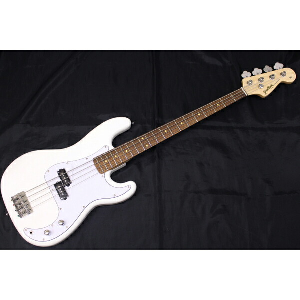 Grass Roots Guitars エレキベース ホワイト ケース付き Grass Roots Guitars エレキベース ホワイト ケース付き