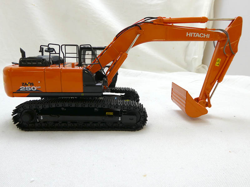 日立建機ミニチュアモデル<ZX250-6(1/50)>ZAXIS250-6油圧ショベルhitachi【ミニカー重機模型建設機械限定おすすめ通販おすすめ人気クリスマスプレゼント誕生日男の子男子男性子供】