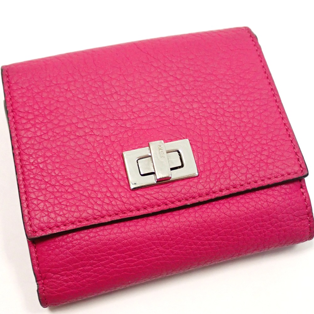 希少✨ フェンディ ピーカブー セレリア 折り財布 グレー ターンロック レザー 楽天市場】【フェンディ】Fendi ピーカブー セレリア レザー ターン