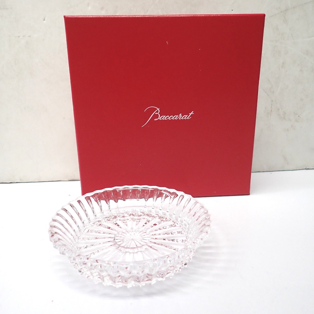 バカラ 皿 13珊 ミルニュイ ディッシュ【質みなみ・二又瀬店】【一六銀行】 Baccarat 【中古】 Ft642382