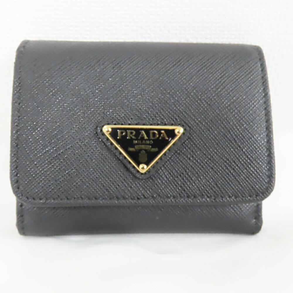 PRADA プラダ　三つ折り　財布　シルバー金具　ロゴ プラダ PRADA 三つ折り財布 コンパクトウォレット シルバー 小物