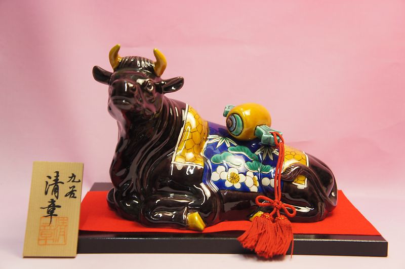 干支　丑　８号座牛(小槌付き)