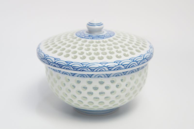 水晶彫青海波　蓋付き湯呑み｜食器のみつはた