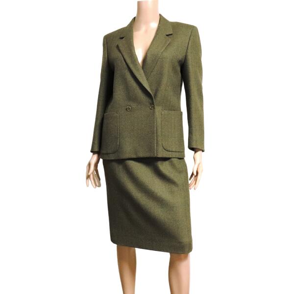 楽天市場】新品同様【中古】バーバリー Burberrys 高級スカートスーツ