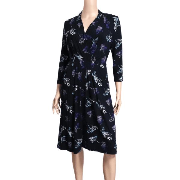 美品【中古】ローラアシュレイ LAURA ASHLEY カッシュクールワンピース ワンピース レディース 表記 38号 9号 M 相当 黒 ブラック 美花柄 伸縮性 薄手 ドレープ 七分袖 膝丈 ひざ丈 おしゃれ かわいい 上品 大人 女性 お出掛け 春夏 春 夏 40代 50代 60代