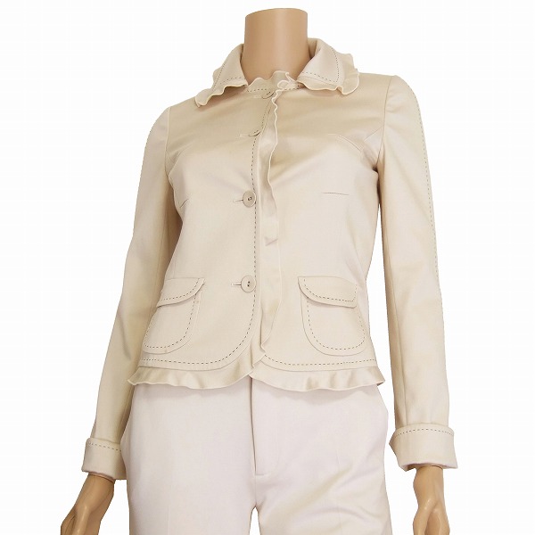 美品【中古】トゥービーシック TO BE CHIC 可憐な美形フリルジャケット 表記38号(9号相当) ベージュ 絹シルク混 お食事会 春夏 アウター｜フルフルマーケット