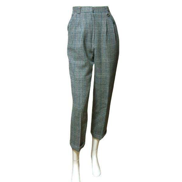 美品【中古】クリスチャンディオールスポーツ Christian Dior SPORTS スラックス ロングパンツ ウールパンツ 小さいサイズ 小さい 表記 S 7号 36号 相当 古着 グレーグリーン系 レディース 秋冬 秋 冬 ボトムス 毛 ウール 大人 女性 50代 60代｜フルフルマーケット