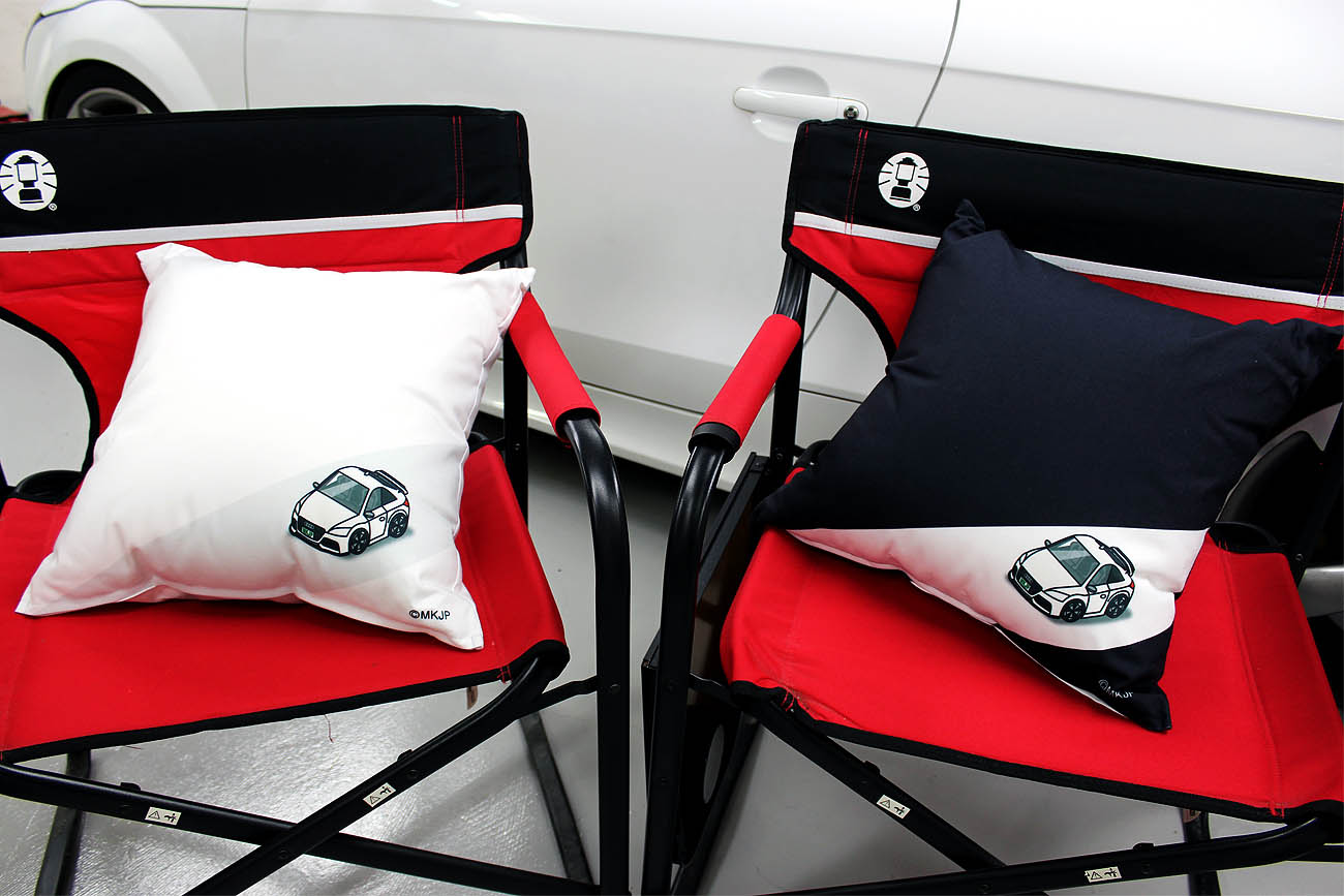 クッション 車好き プレゼント イベント クリスマス 送料無料 男性 スイフトスポーツ 車 メンズ スズキ ZC32S 誕生日 腰痛 彼氏