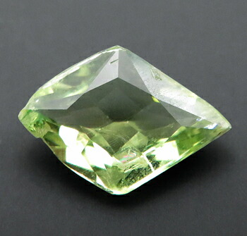 ヒッデナイト 1.21ct レアストーン 裸石 ルース 希元素リチウムの鉱石 ヒデナイトの原産地 ノースカロライナ 瑞浪鉱物展示館 4930｜瑞浪鉱物展示館 83,000円
