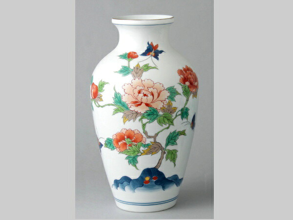 有田焼　染錦牡丹蝶絵　中細花瓶 23,430円