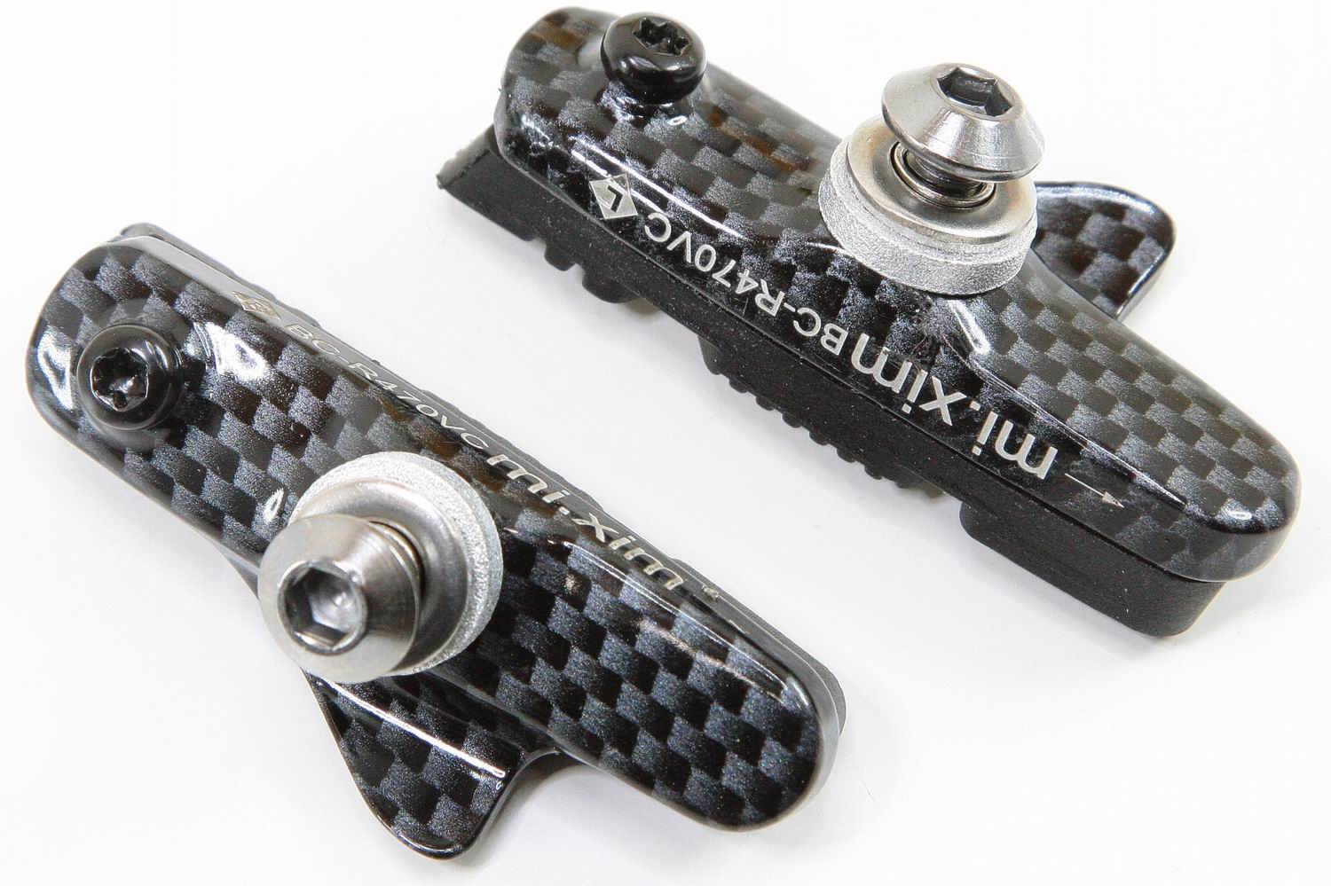 SHIMANO 105 キャリパーブレーキ セット カーボンシュー 楽天市場】シマノ純正 105 カートリッジ カーボンリム用