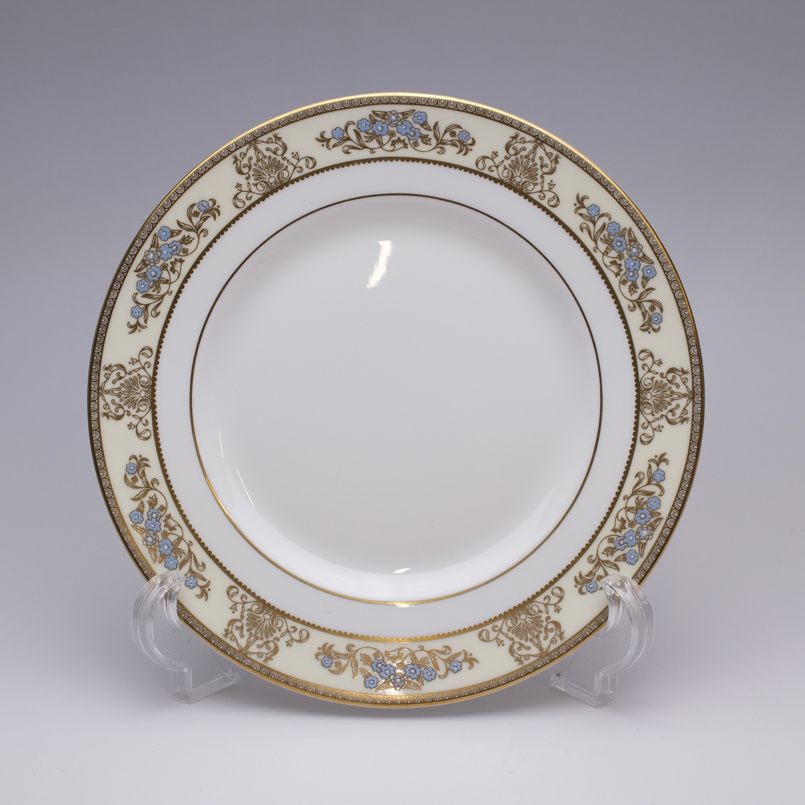 スーパーセール 10 50 Off対象商品 Wedgwood ウェッジウッド カップ ソーサー プレート 2客 ペア クリブデン 陶磁器 食器 中古 A ランク Sermus Es