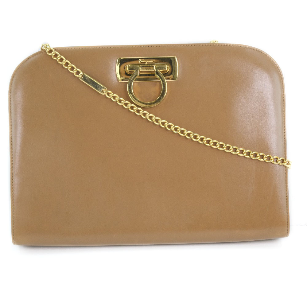 サルヴァトーレフェラガモ Salvatore Ferragamo チェーンショルダー ショルダーバッグ ガンチーニ カーフ キャメル ターンロック ChainShoulder レディース【中古】｜質にしきの【ブランド販売・買取】