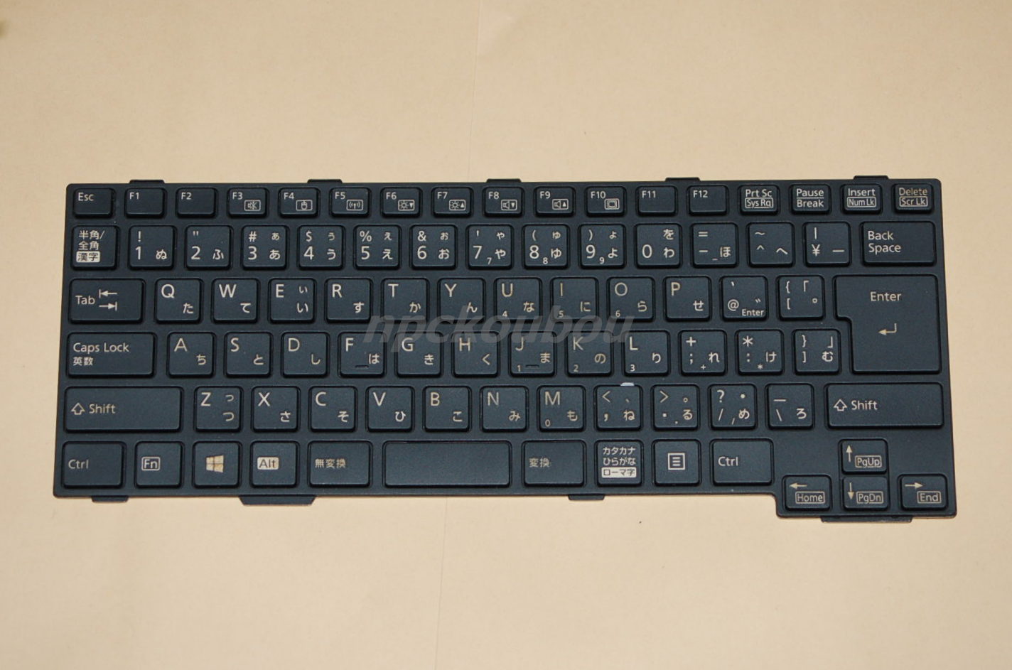富士通 FMV ノートパソコンキーボード MP-09R70J0-D853　白 富士通 FMV ノートパソコンキーボード MP-09R70J0-D853 白