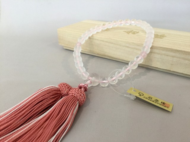 霧水晶（切子）　二天紅水晶仕立【数珠・女性用】｜注文の多い仏具屋さん　店 9,583円