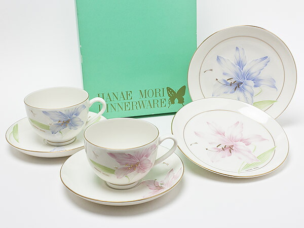 HANAE MORI（ハナエ モリ）紅茶優勝杯＆平円盤＆一皿仕掛ける（3重協奏曲） hanaemori-01茶の葉のふじい・藤井茶舗