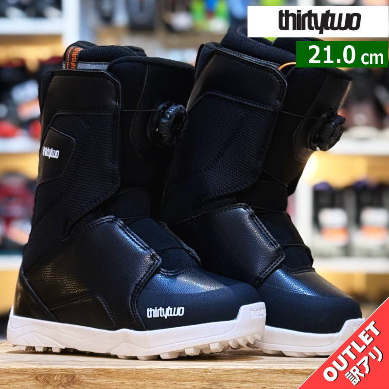 【アウトレット】キッズ ジュニア スノーボードブーツ 25-26 THIRTYTWO YOUTH LASHED BOA '25 ｶﾗｰ:BLACK WHITE 21cm サーティーツー ユースラッシュド 型落ち 日本正規品｜Snowboard＆Ski オフワン国道16号
