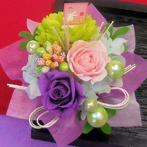 楽天市場 プリザーブドフラワー 花うさぎ 紅梅 レッド ライラックピンク 誕生日 和風 和プリ あす楽 枯れないお花 クリアケース 記念日 結婚祝い お見舞い ホワイトデー 母の日 父の日 オフリール