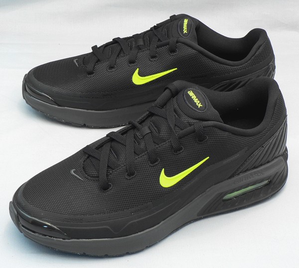 10/26まで限定お値下げ‼︎Nike 黒　エア マックスフェノメナ 25センチ Nike『Air Max Phenomena “Black” & “Burgundy Clash”』が国内10月21日