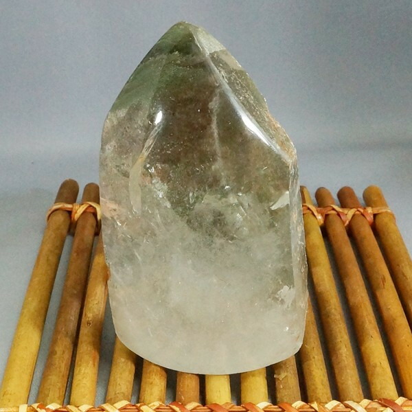 楽天市場】パイライト イン ガーデンクォーツ 丸玉 37mm 台座付き 庭園