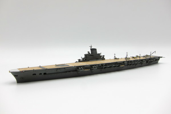 【送料無料】　フジミ模型 1/700 特シリーズ No.021 EX-2 日本海軍航空母艦 大鳳(木甲板) エッチングパーツ付き プラモデル
