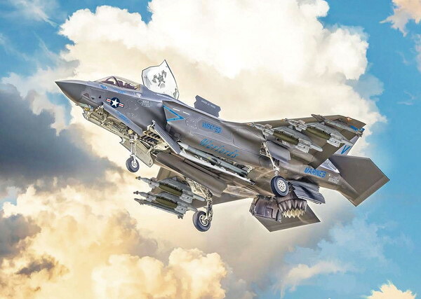 【送料無料】 イタレリ 1/48 F-35B ライトニングII(日本語対訳補足説明書付属) プラモデル IT3967|トイスタジアム1号店