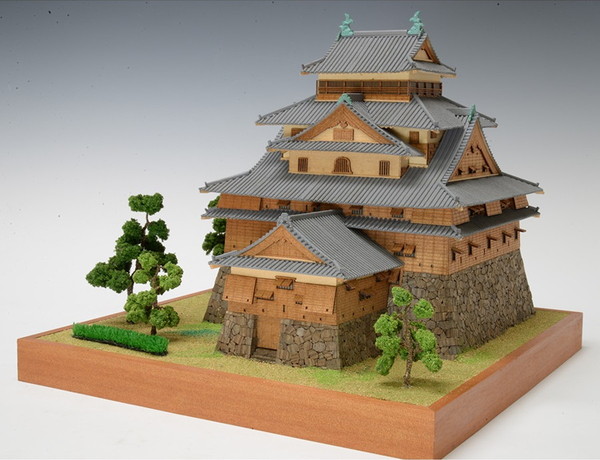 【送料無料】　ウッディジョー 木製建築模型 1/150 松江城 20,378円