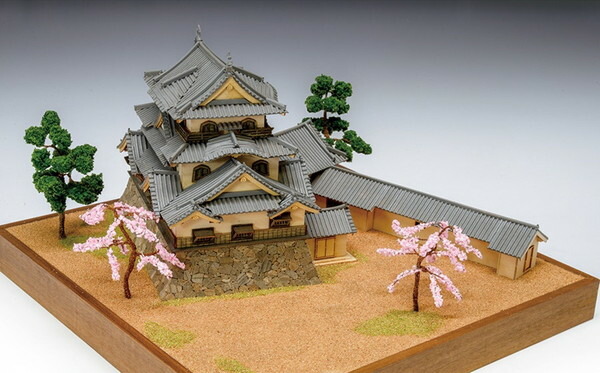 【送料無料】　ウッディジョー 木製建築模型 1/150 彦根城｜トイスタジアム1号店