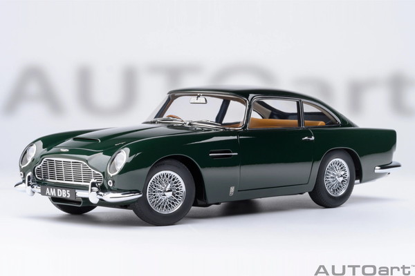 【貨物輸送無料】 AUTOart 1/18 アストンマーチン DB5 うす暗い緑であること 成し遂げる品ミニカー 70286