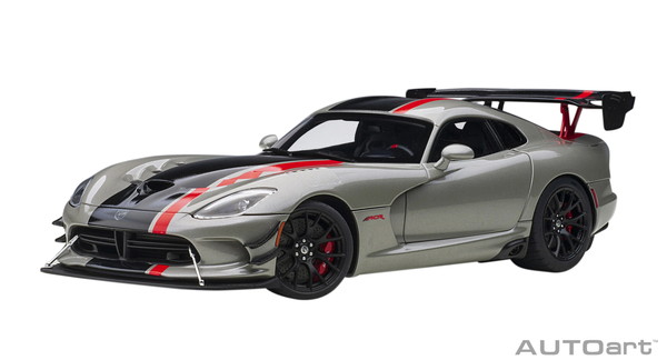 【送料無料】 AUTOart 1/18 ダッジ バイパー ACR メタリック・シルバー/ブラック・ストライプ 完成品ミニカー 71733|トイスタジアム1号店