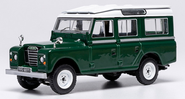 【送料無料】　IXO MODELS 1/43 ランドローバー シリーズIII 109 ステーションワゴン 4x4 1978 完成品ダイキャストミニカー CLC616N