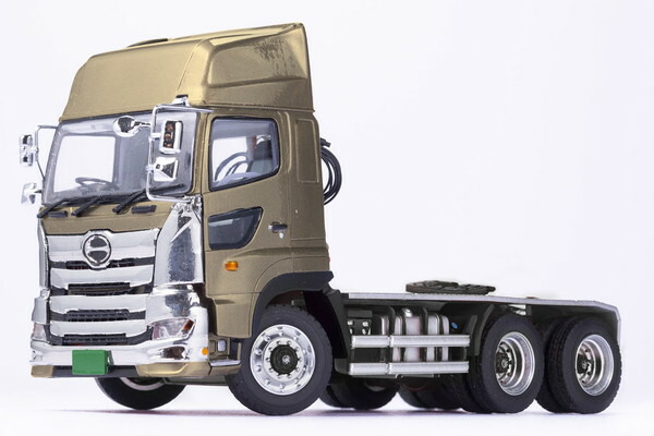 【送料無料】　プラッツ 1/50 日野プロフィアSS 6×4 ハイルーフ シャンパンゴールド 現行モデル 完成品 KK1300SSSG