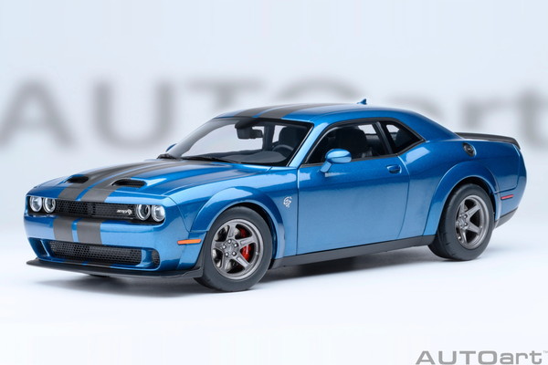 【送料無料】 AUTOart 1/18 ダッジ チャレンジャー SRT スーパー ストック 2023 (パール・ブルー/カーボンブラック・ストライプ FROSTBITE) 完成品ミニカー 71767|トイスタジアム1号店
