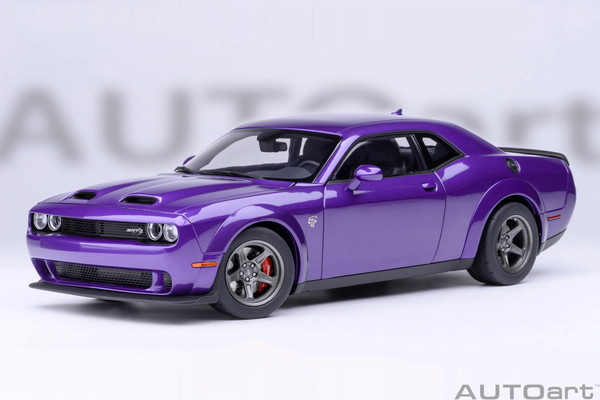 【貨物輸送無料】 AUTOart 1/18 ダッジ チャレンジャー SRT 百貨店 買い溜める 2023 (パール・パープル PLUM CRAZY) 成し遂げる品ミニカー 71768
