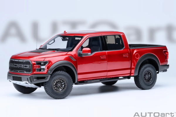 【貨物輸送無料】 AUTOart 1/18 ジェラルド・r・フォード F-150 ラプター 百貨店労働者の一団 2019 (メタリック・赤いこと) 切り上げる品ミニカー 72948