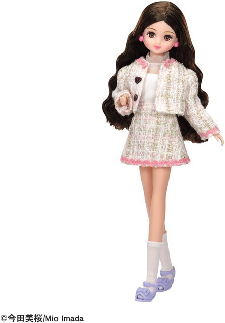 タカラトミー おみちゃん 人形 セット Amazon | 【お着替え4着付セット】おしゃべり人形おしゃべり