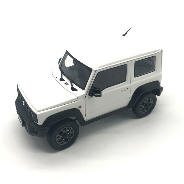 【送料無料】 BM CREATIONS 1/18 スズキ ジムニー (JB74) スーペリアホワイト(26U) LHD 左ハンドル 完成品ダイキャストミニカー 18B0015